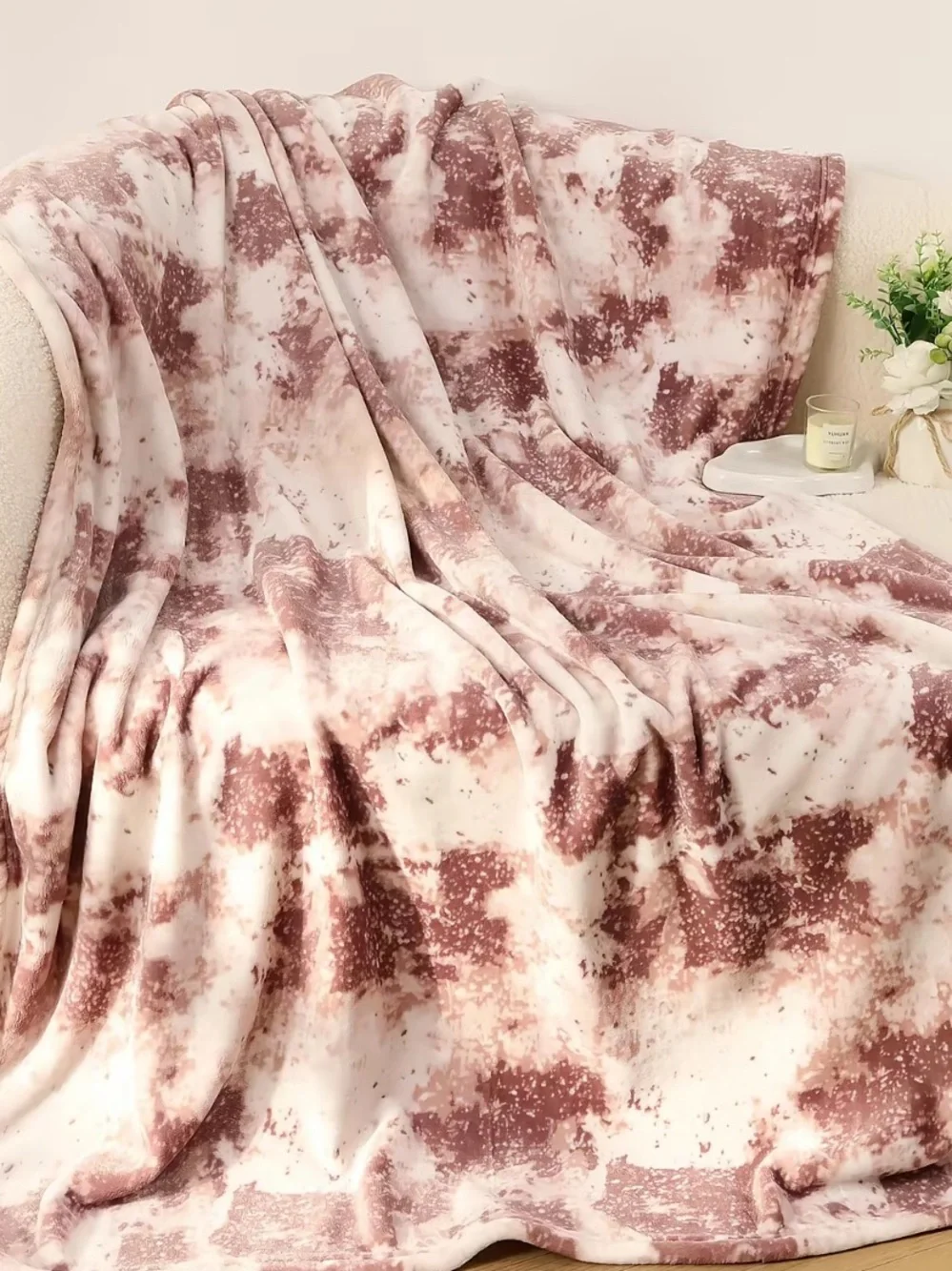 Plush Marbled Rose Throw Blanket - Home Bedding